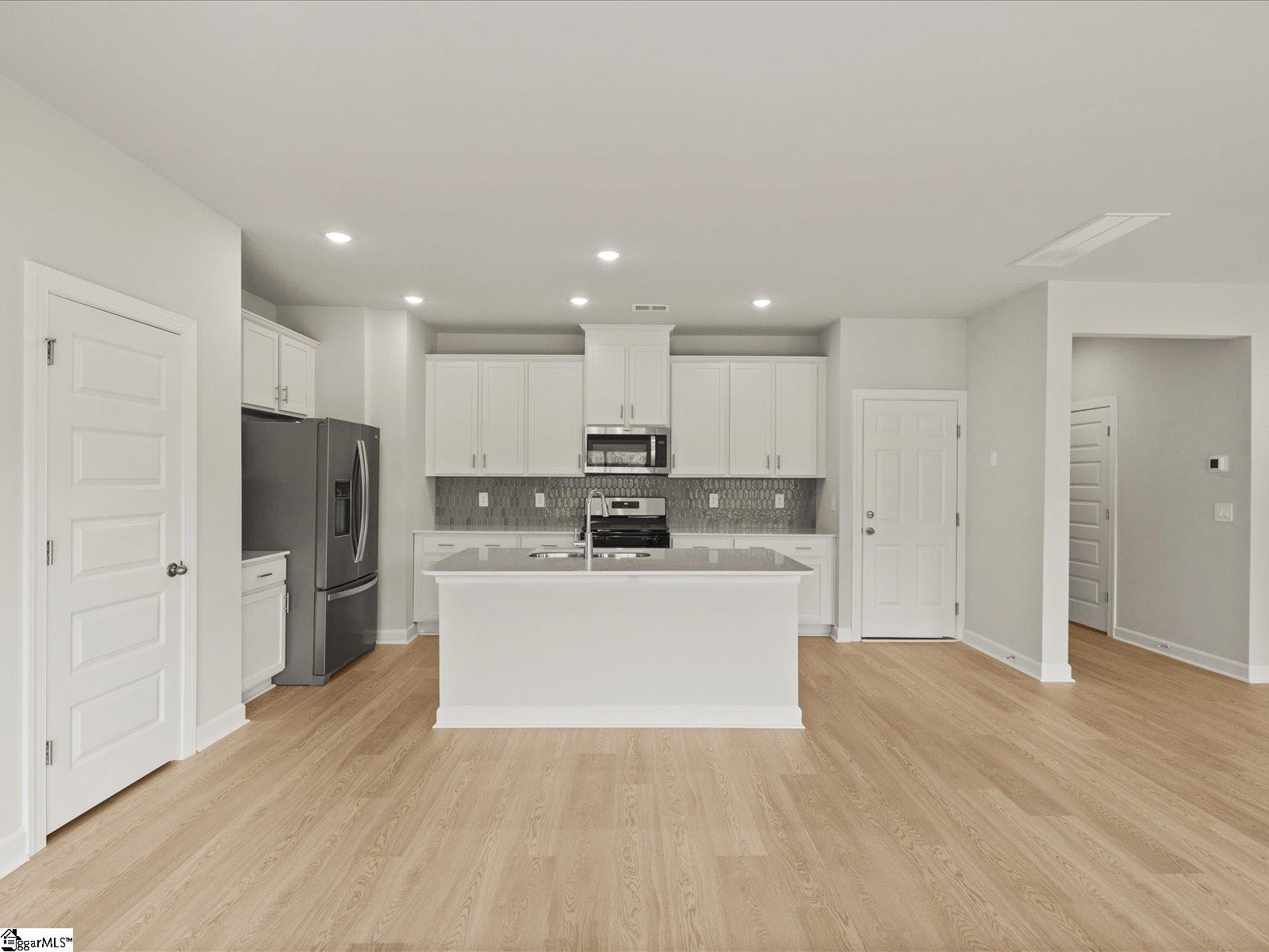 102 Gardner Avenue Gray Court, SC 29645