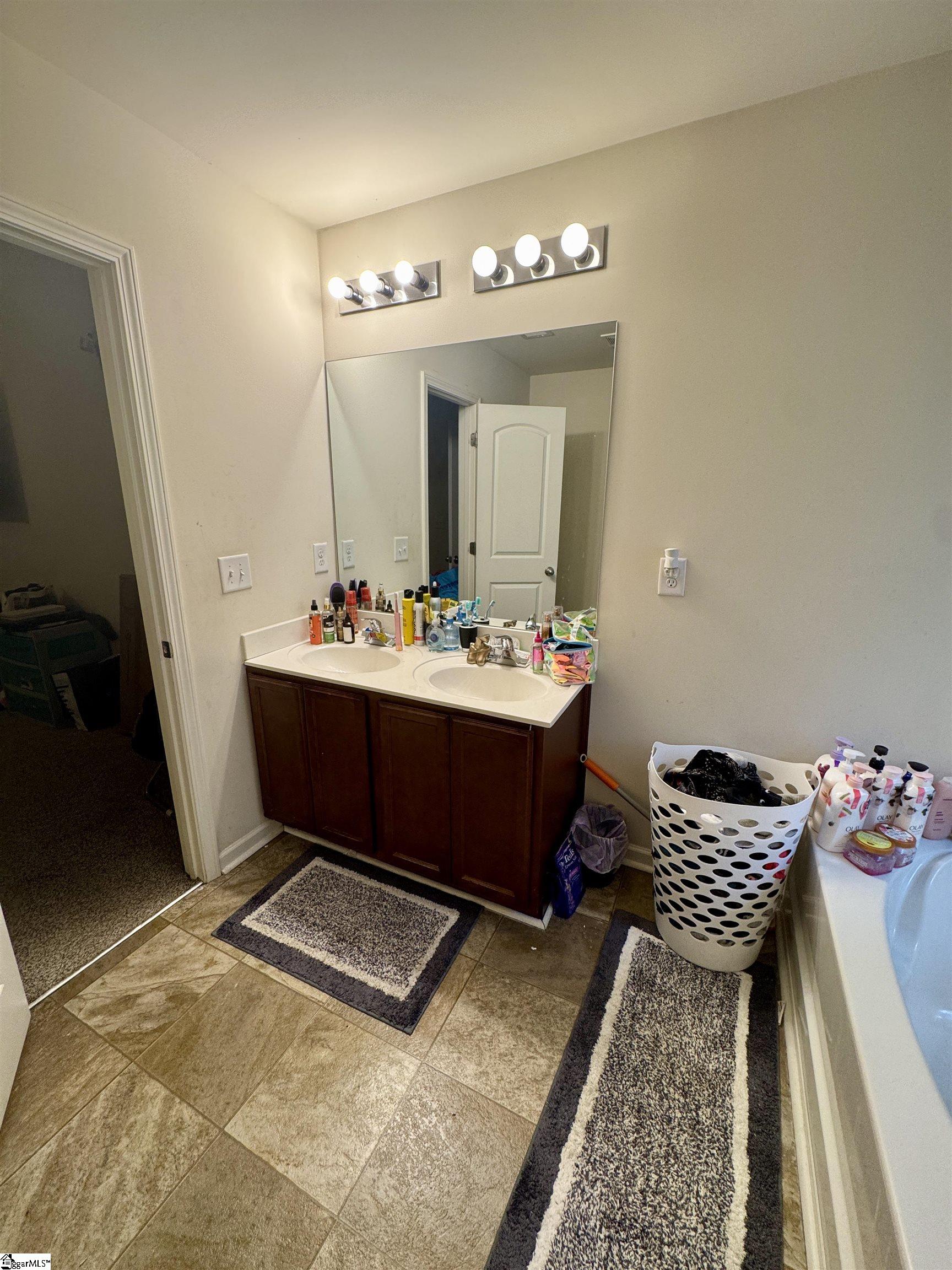 417 Promised Land Drive Spartanburg, SC 29306