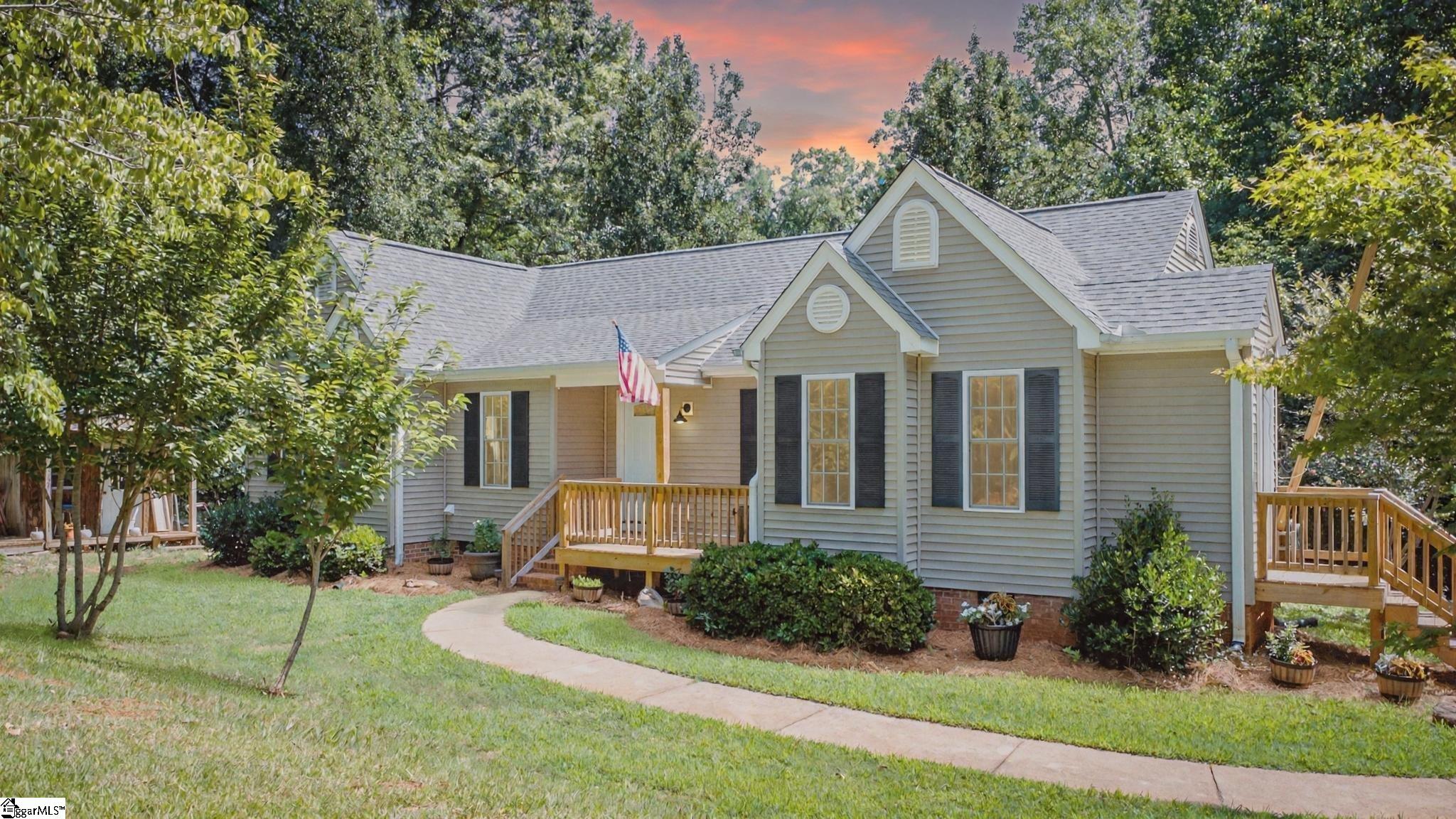 284 Huntington Drive Liberty, SC 29657