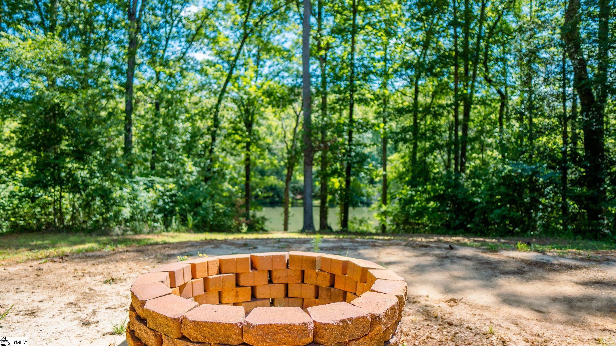 284 Huntington Drive Liberty, SC 29657