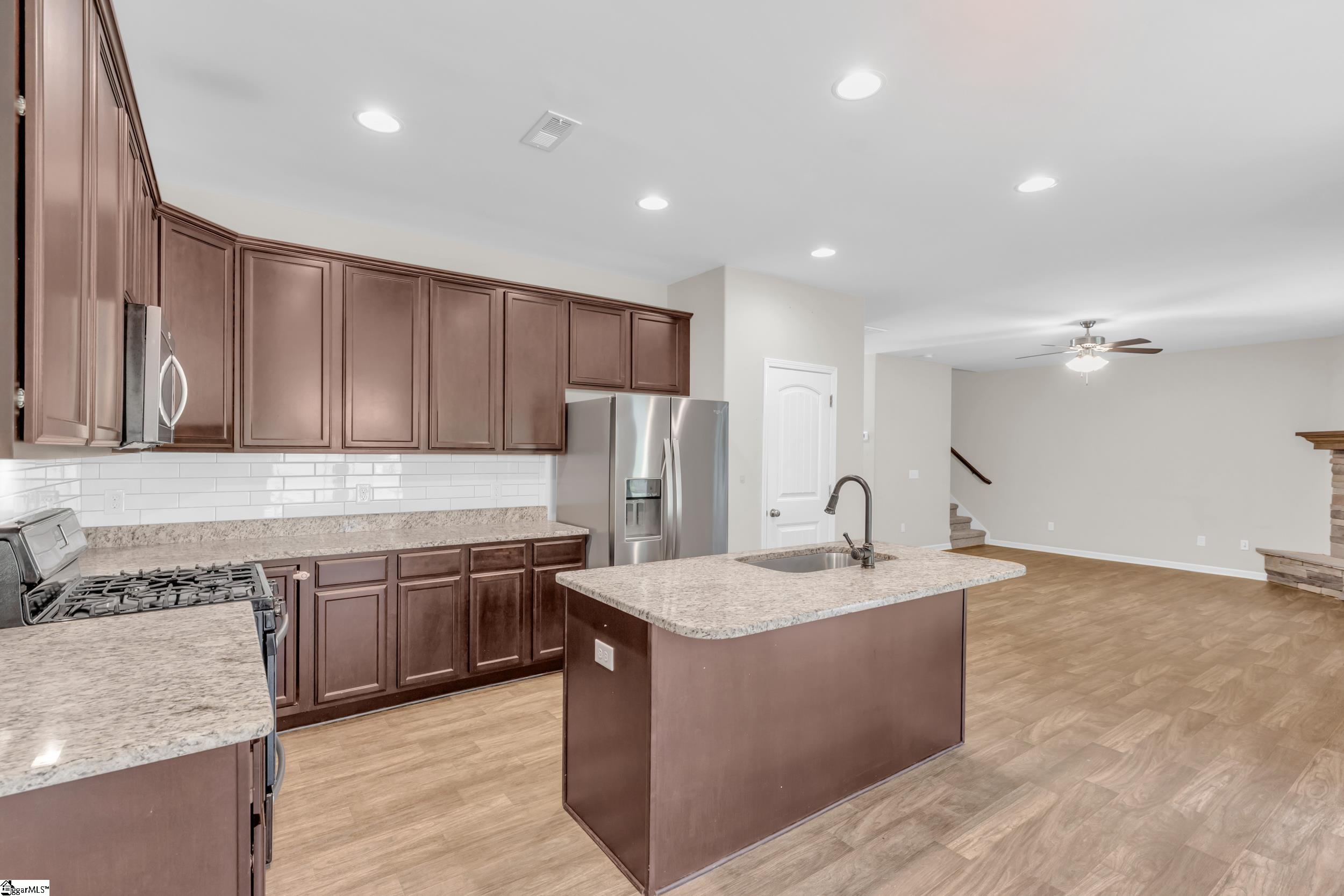 413 Oak Ridge Place Easley, SC 29642-0000