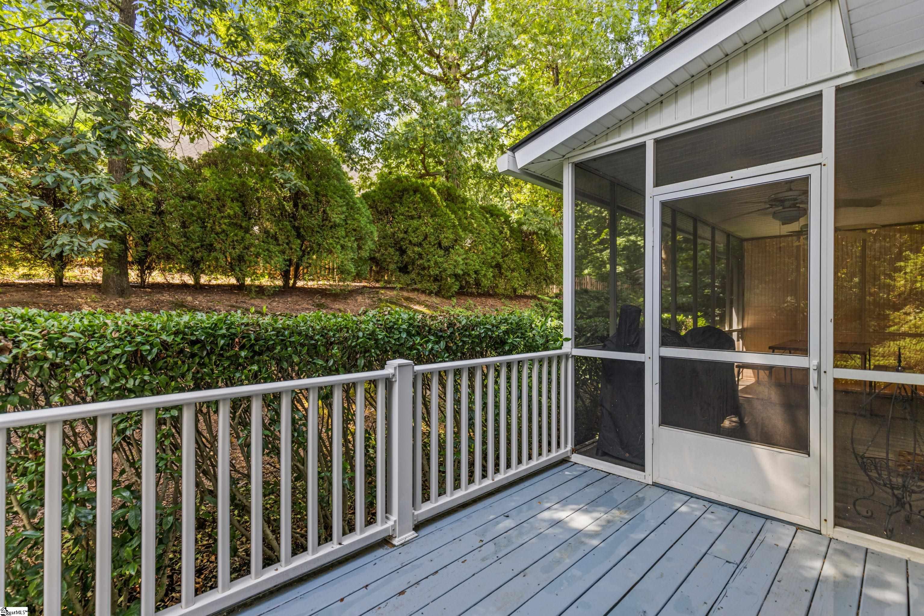 17 Julesking Court Greenville, SC 29609