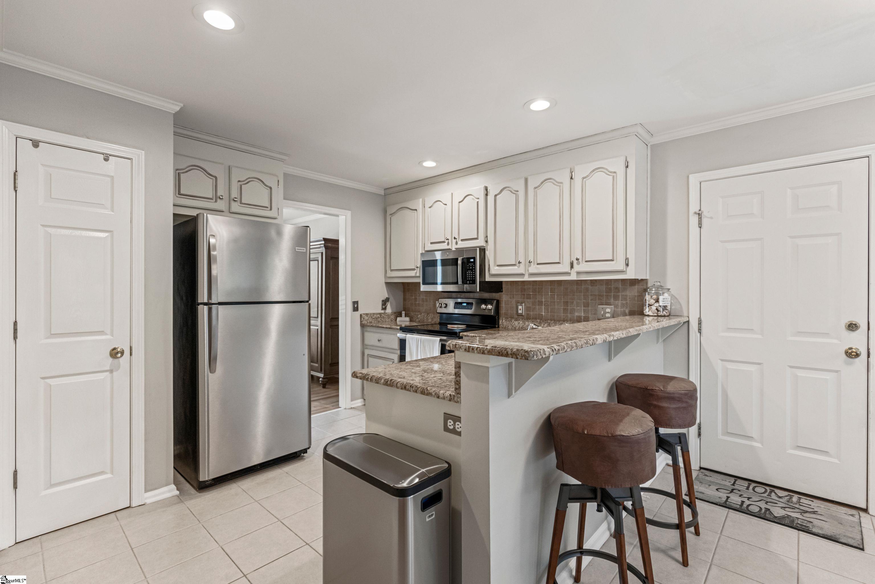 17 Julesking Court Greenville, SC 29609