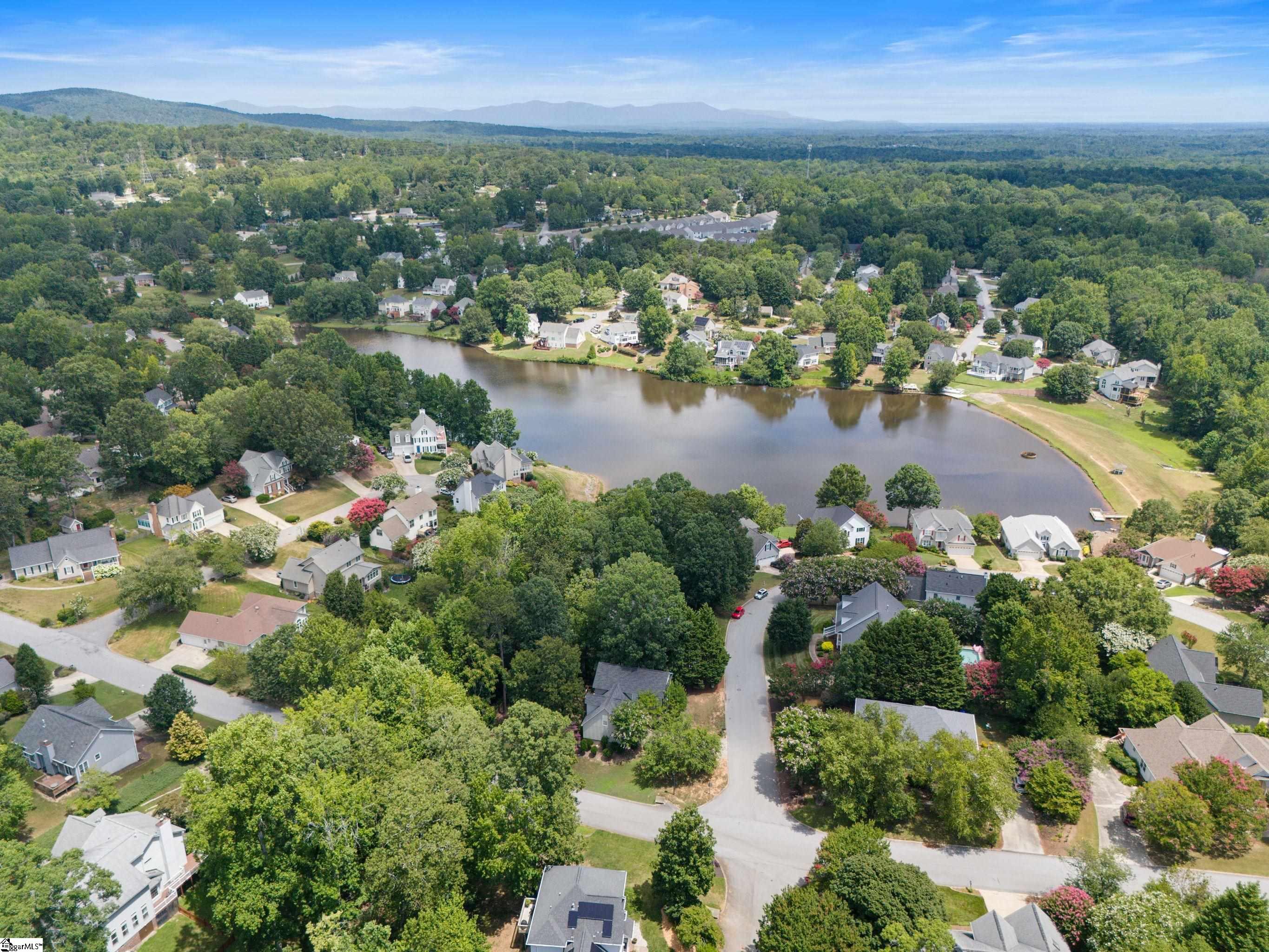 17 Julesking Court Greenville, SC 29609