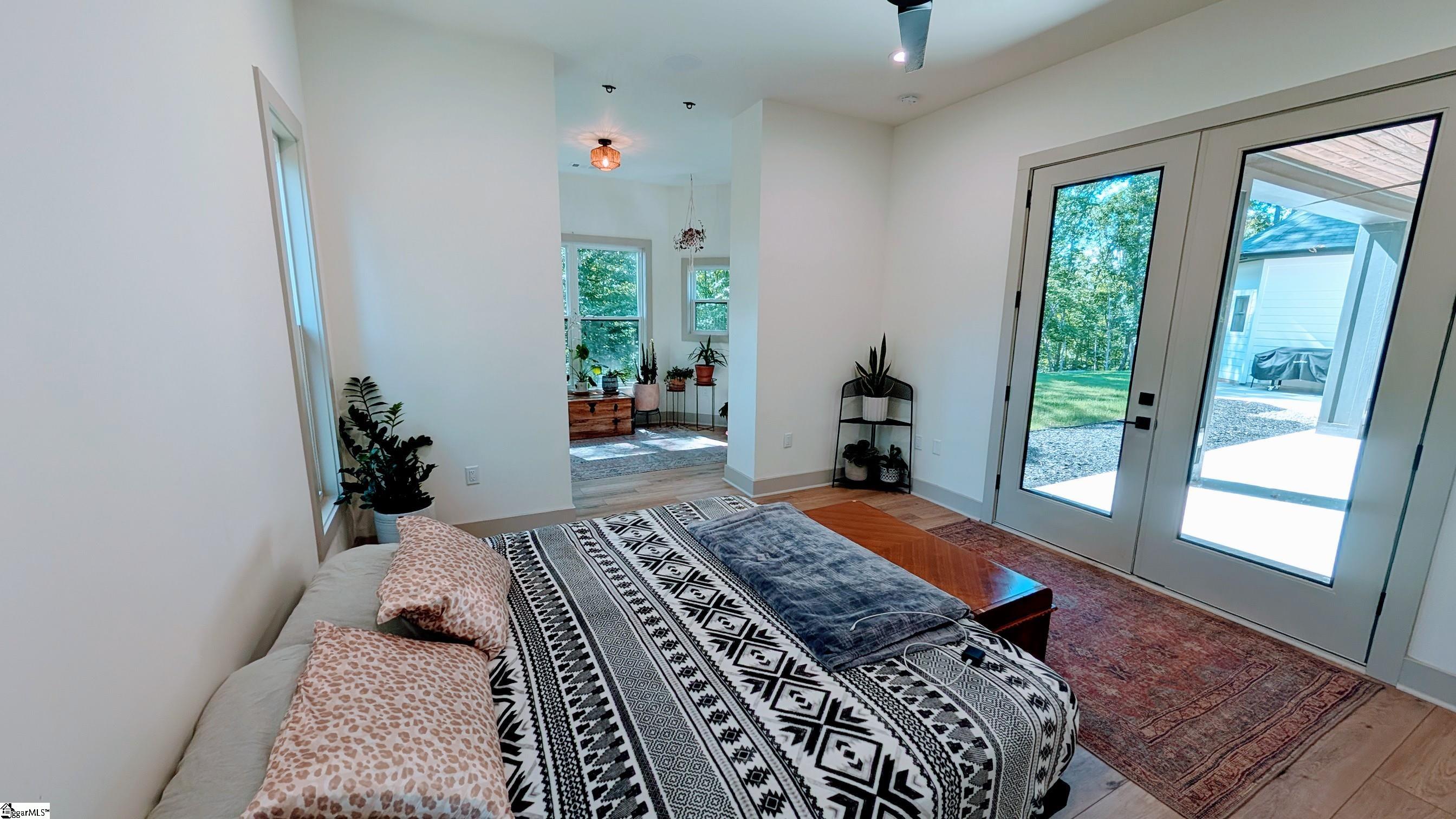 581 Paramount Drive Seneca, SC 29678