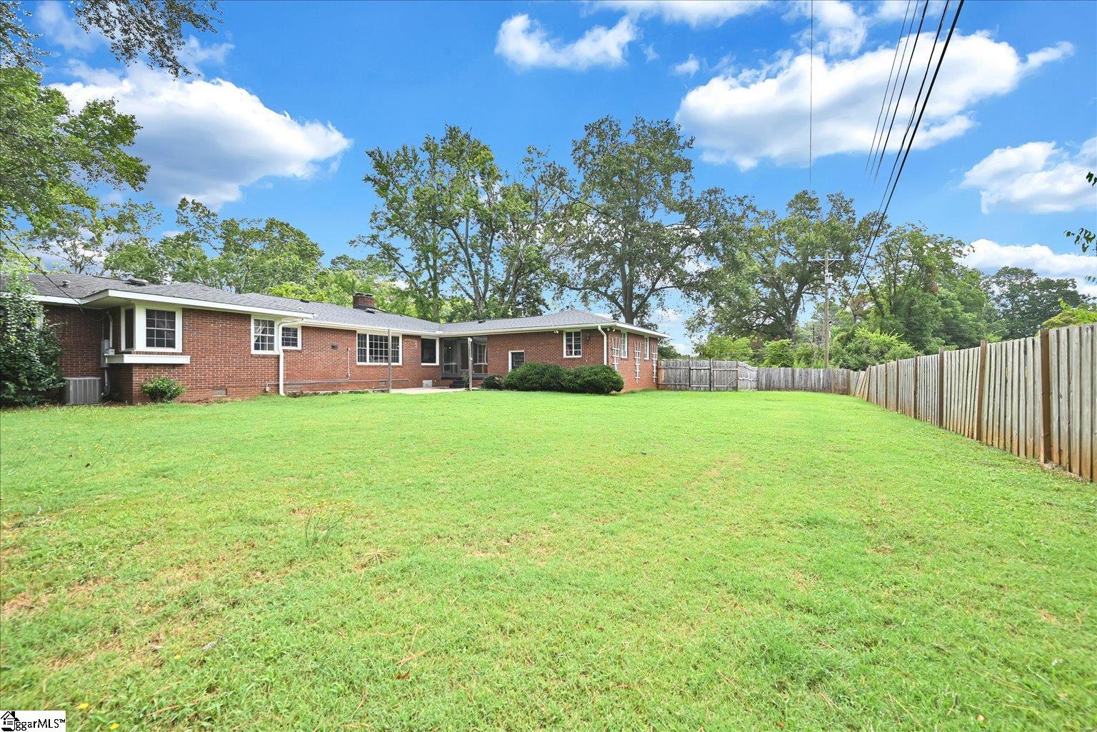 1102 Greenacres Anderson, SC 29621