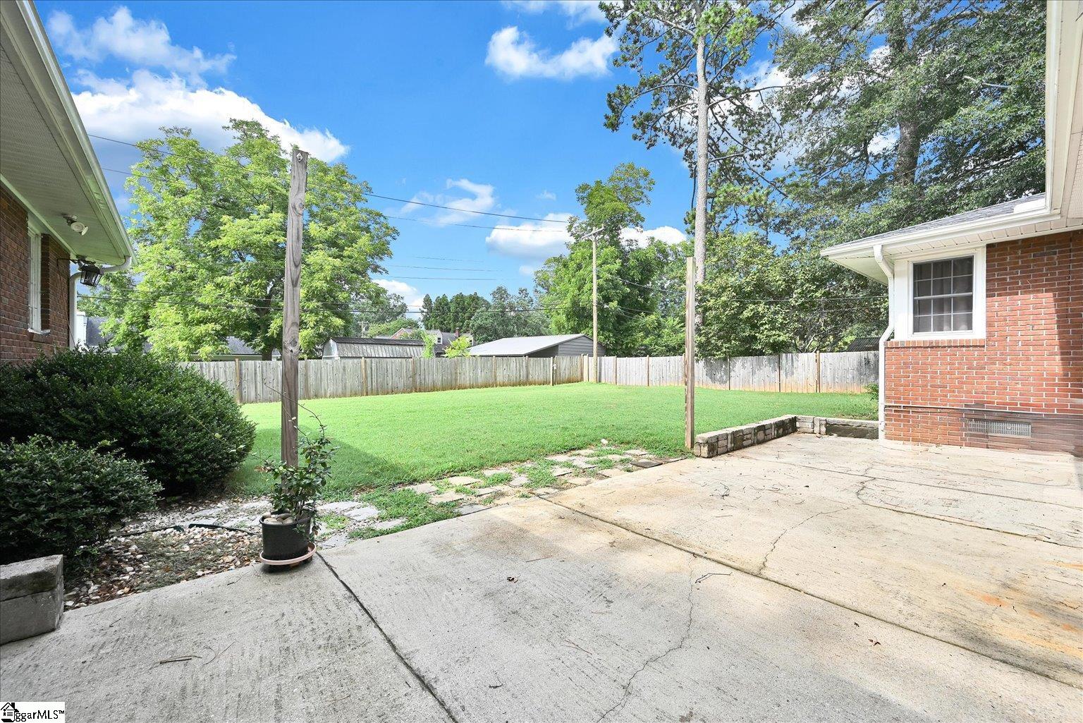 1102 Greenacres Anderson, SC 29621