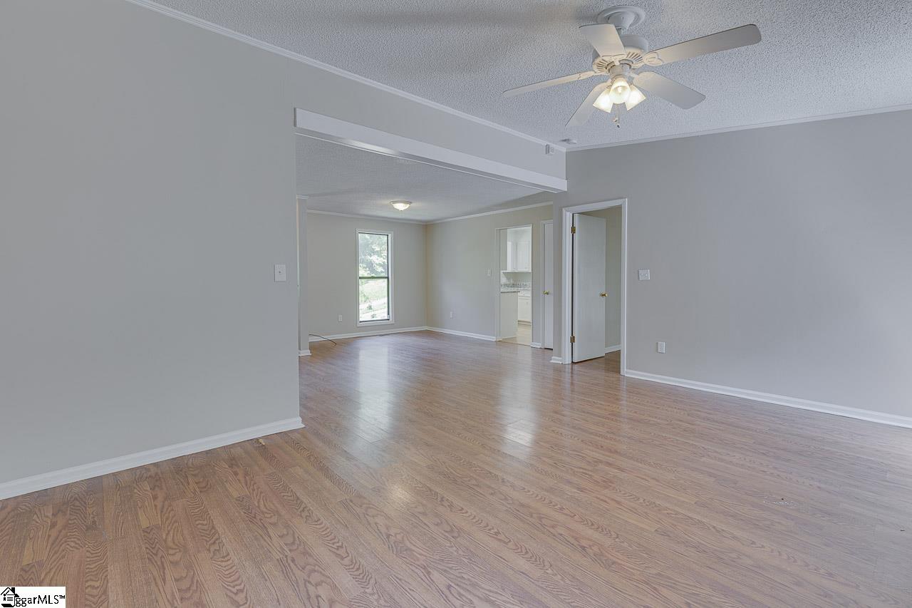 112 Tankersley Drive Simpsonville, SC 29681
