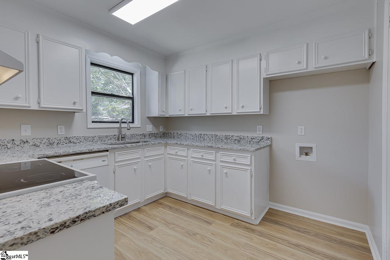 112 Tankersley Drive Simpsonville, SC 29681