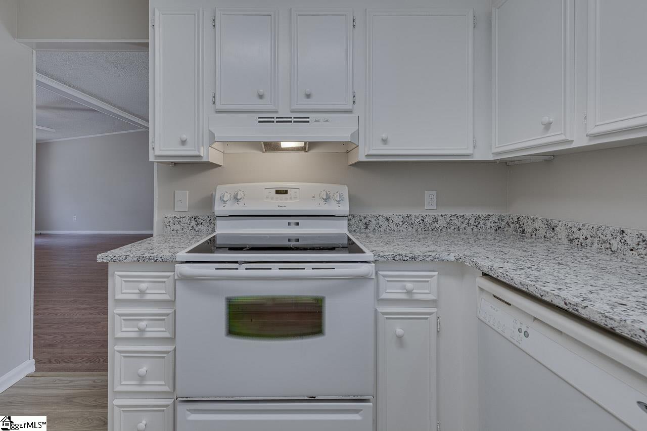 112 Tankersley Drive Simpsonville, SC 29681