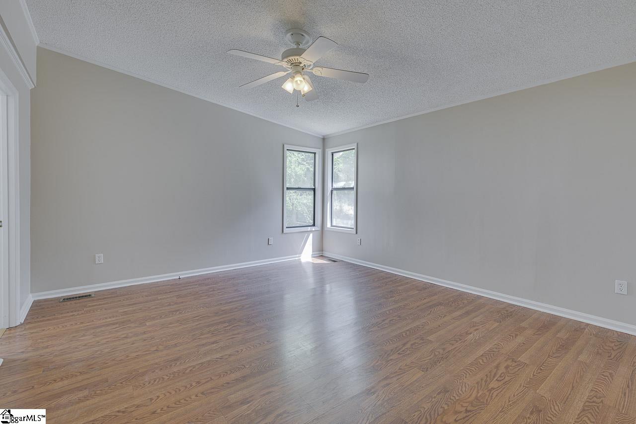 112 Tankersley Drive Simpsonville, SC 29681