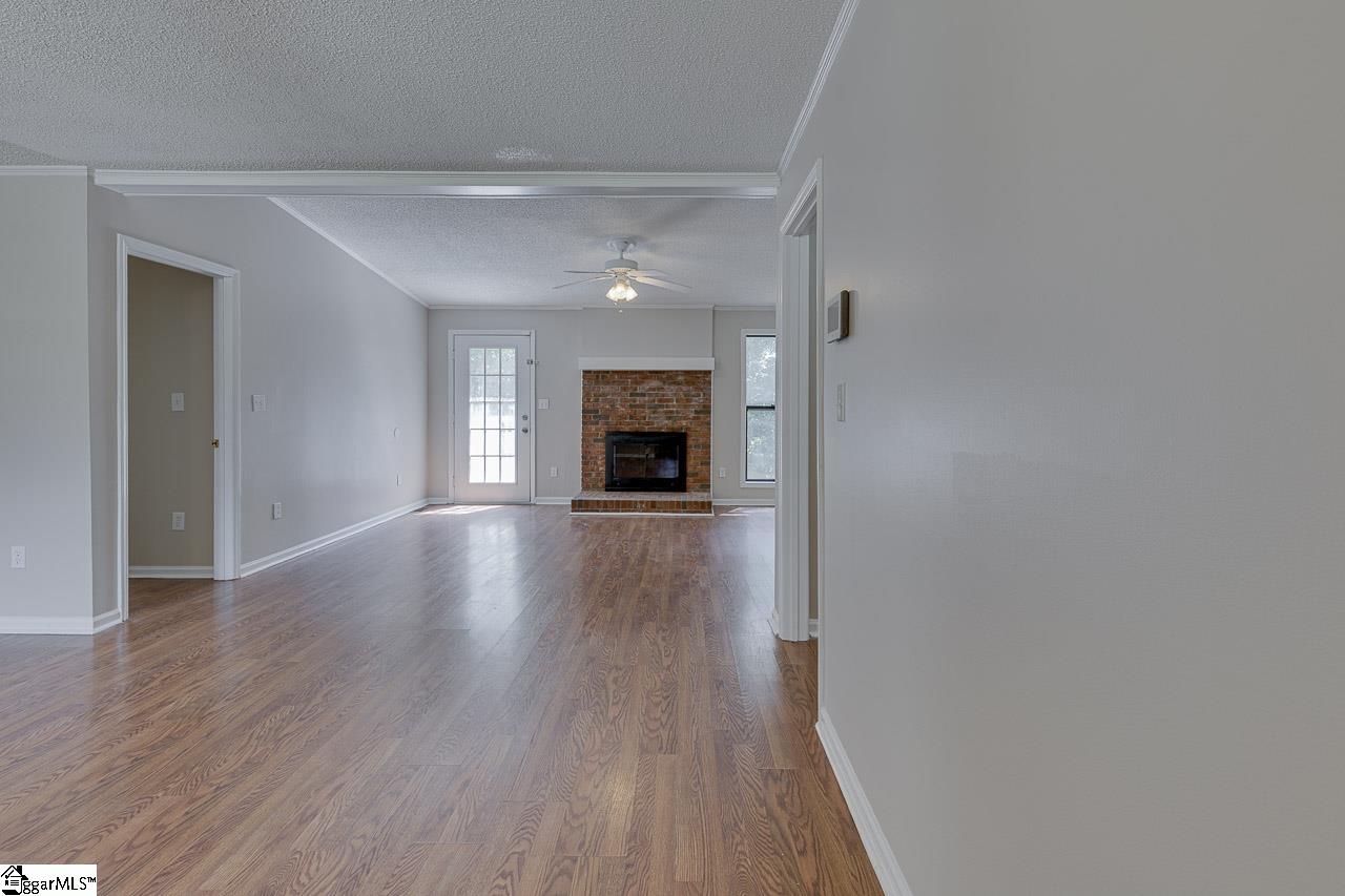 112 Tankersley Drive Simpsonville, SC 29681