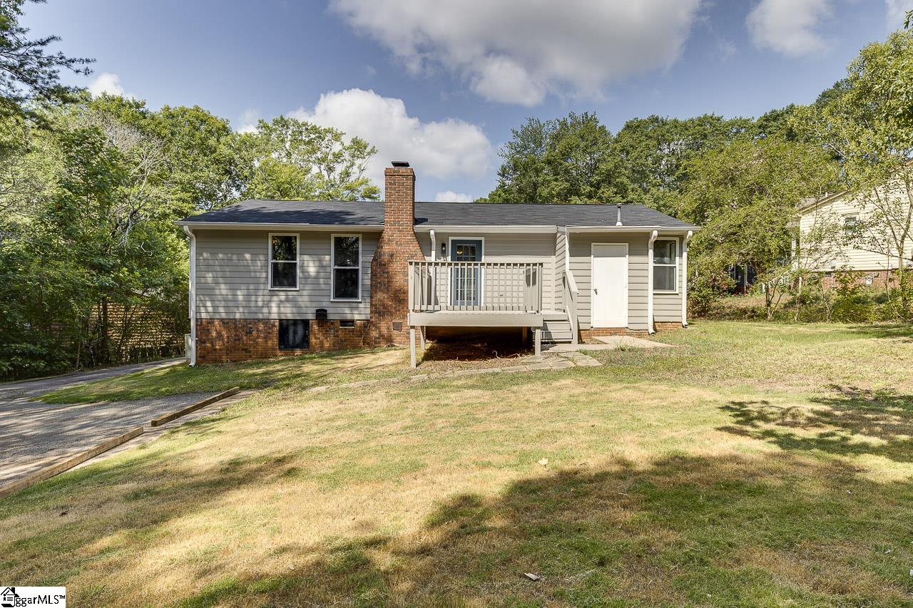 112 Tankersley Drive Simpsonville, SC 29681