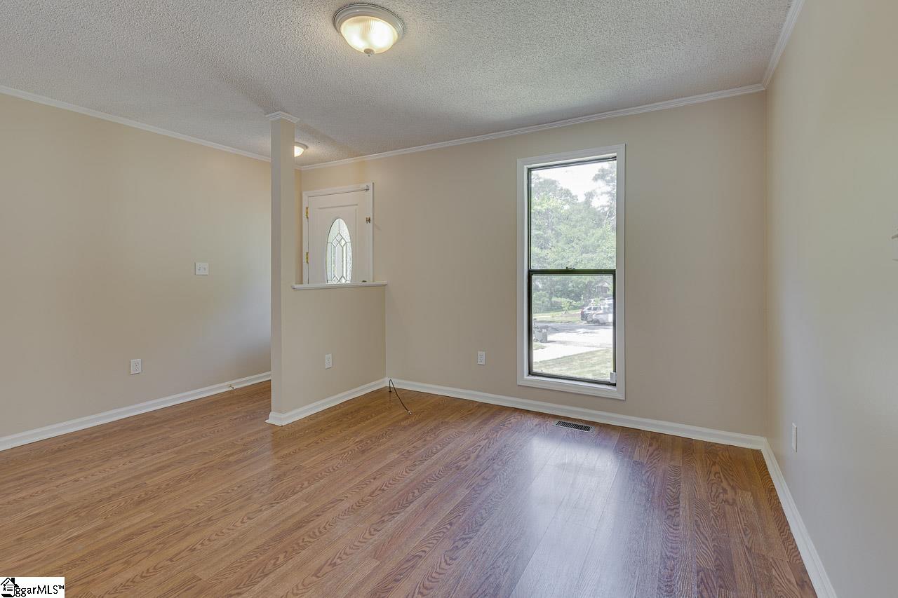 112 Tankersley Drive Simpsonville, SC 29681