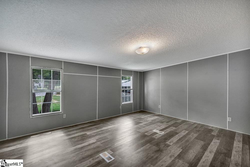 182 Poplar Springs Drive Easley, SC 29642-8912
