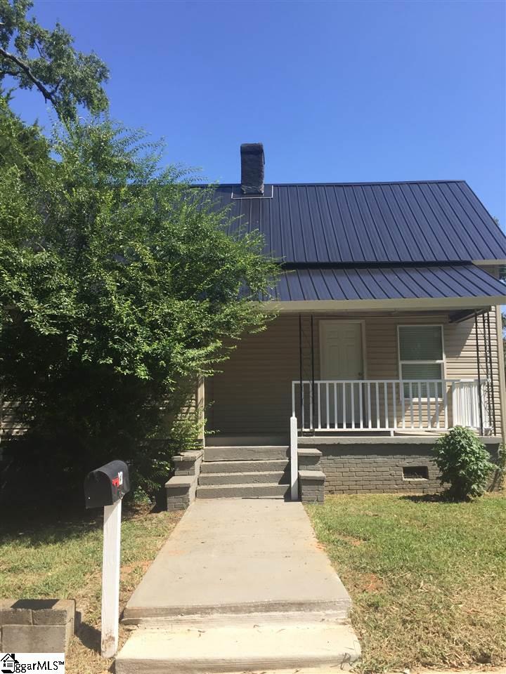 237 Poole Street Woodruff, SC 29388