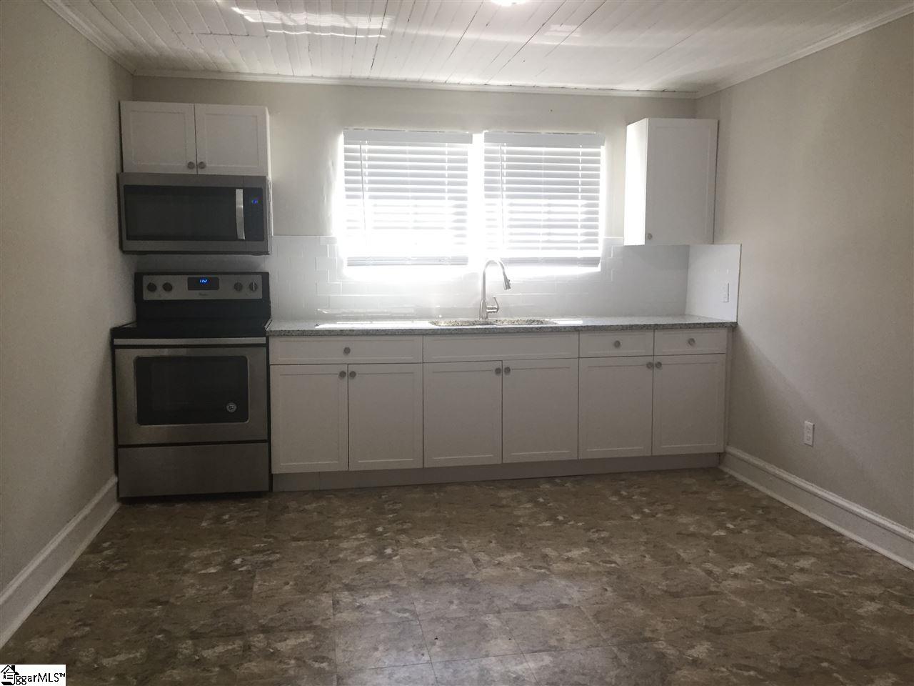 237 Poole Street Woodruff, SC 29388
