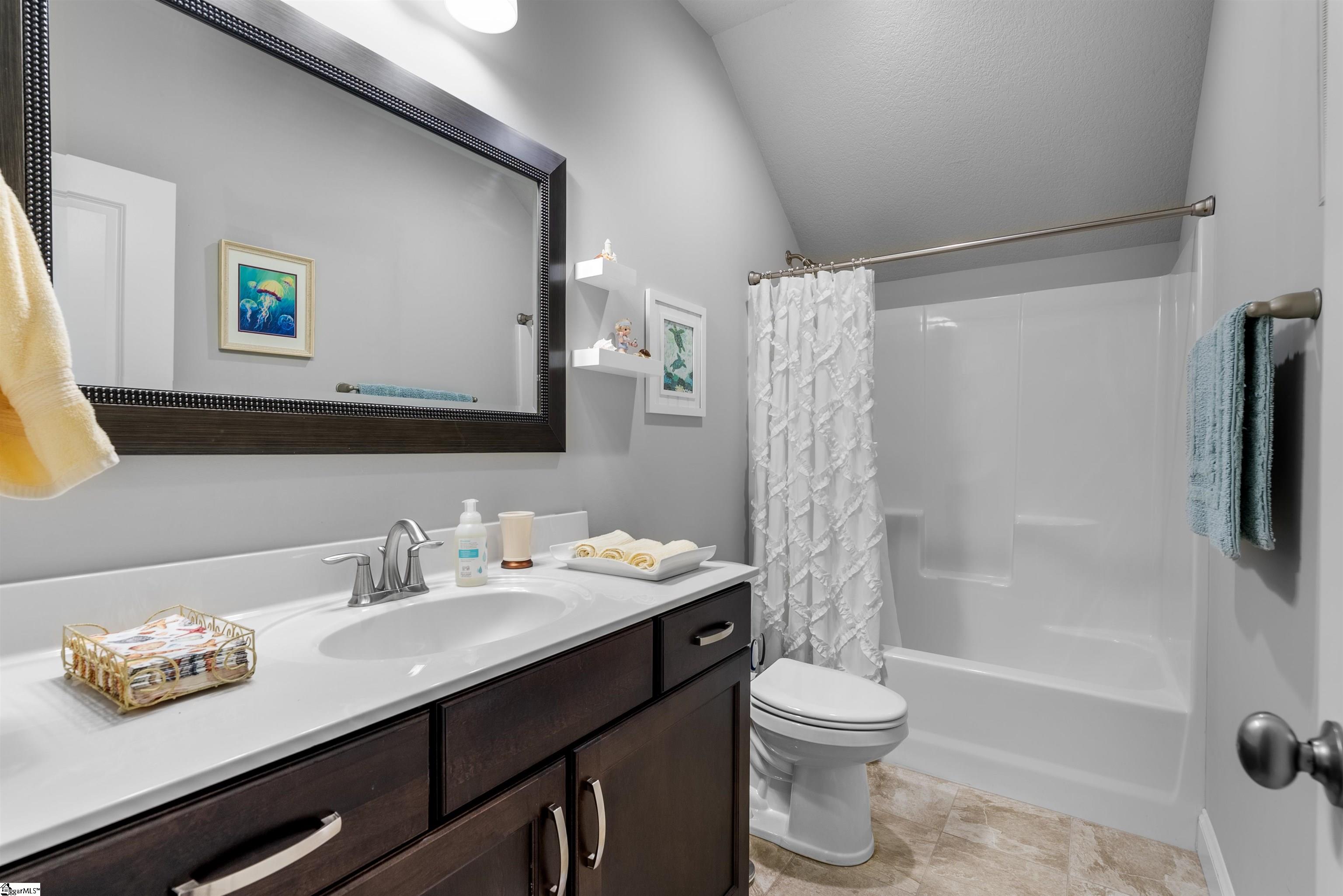 10 Golden Apple Trail Mauldin, SC 29662