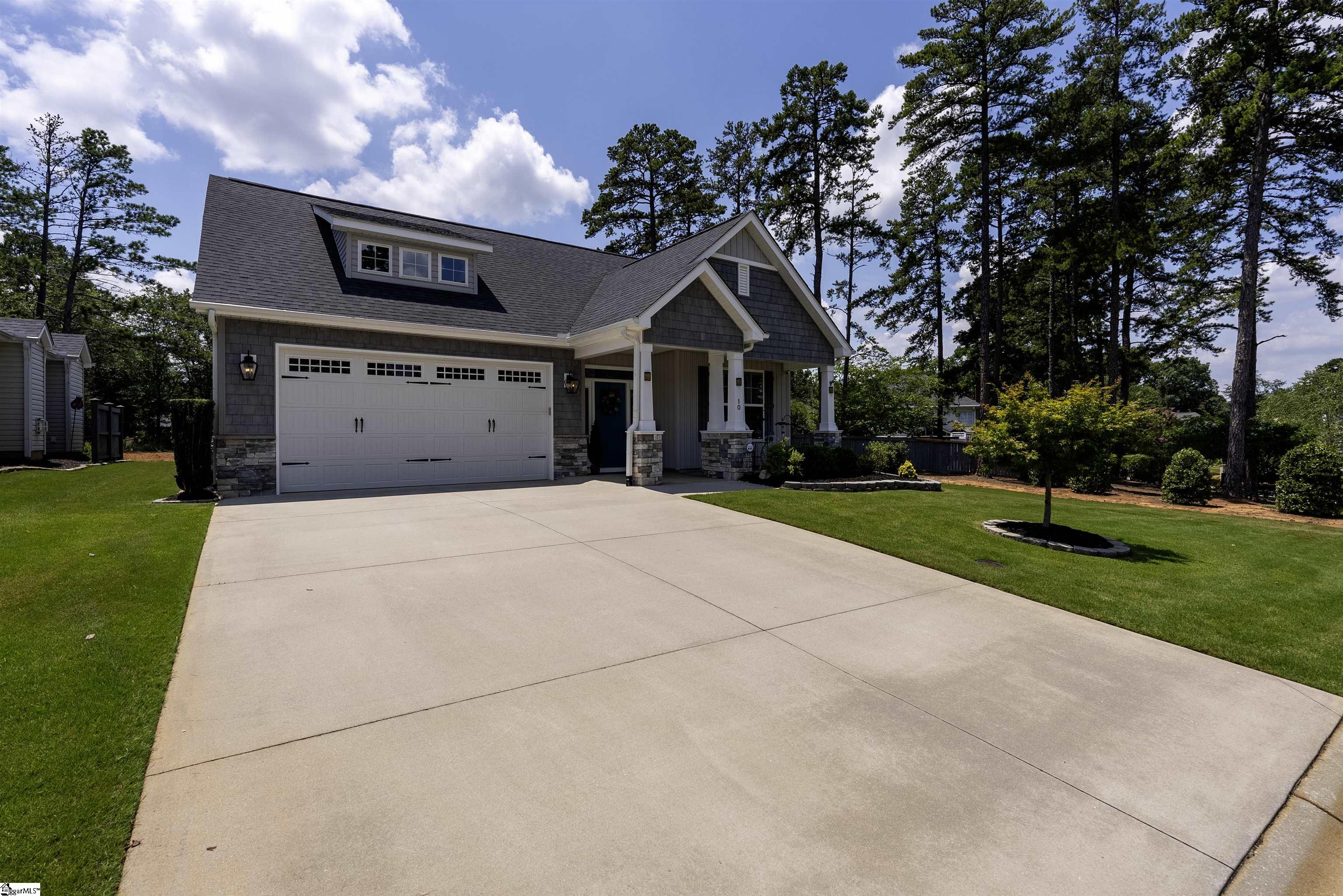 10 Golden Apple Trail Mauldin, SC 29662