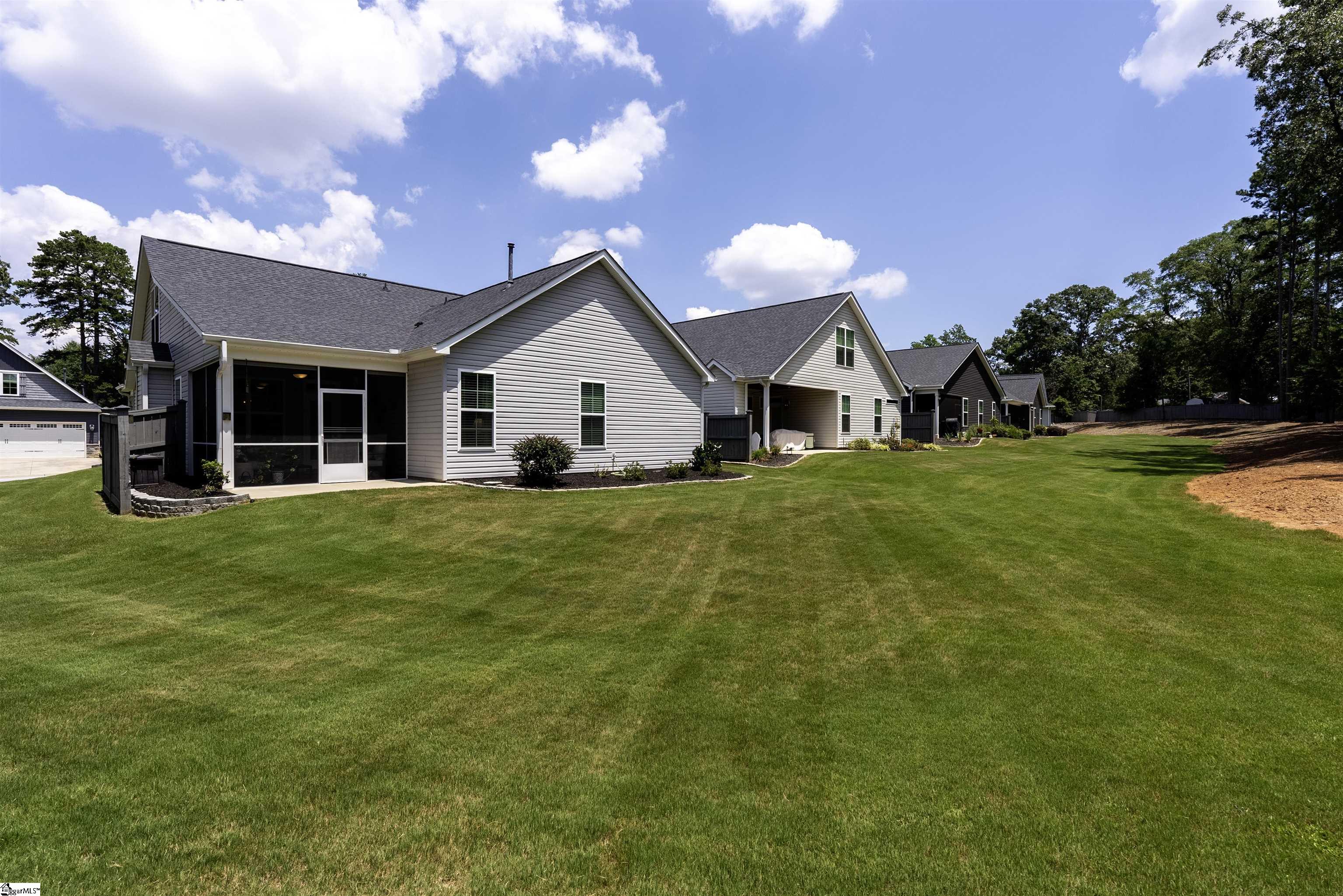 10 Golden Apple Trail Mauldin, SC 29662