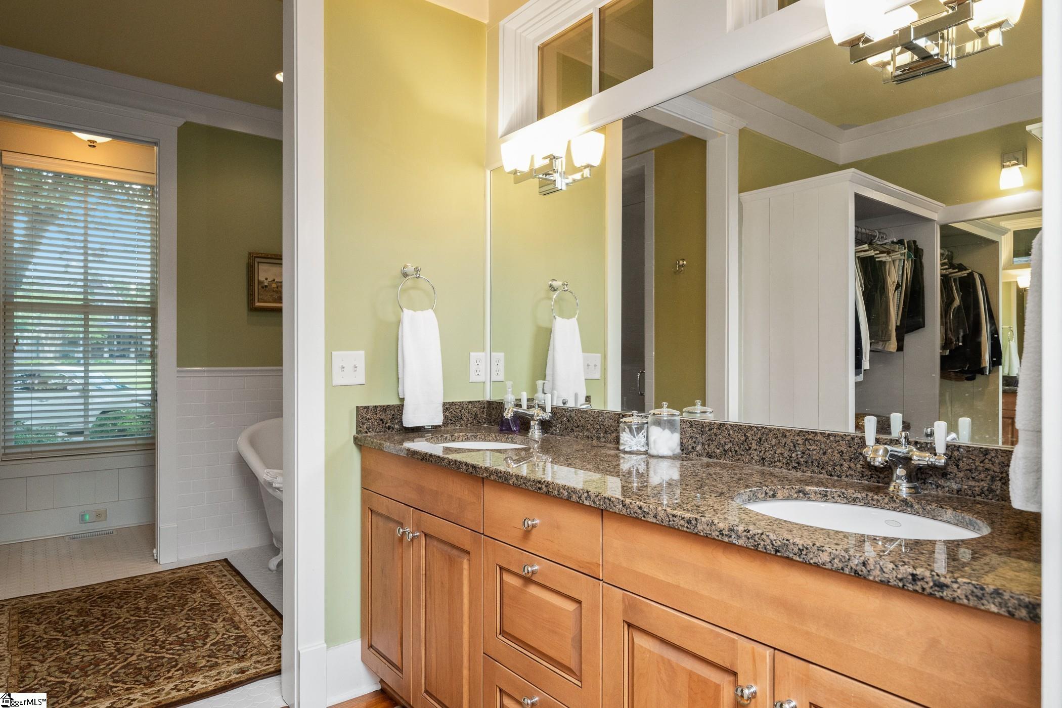 242 Linkside Court Salem, SC 29676