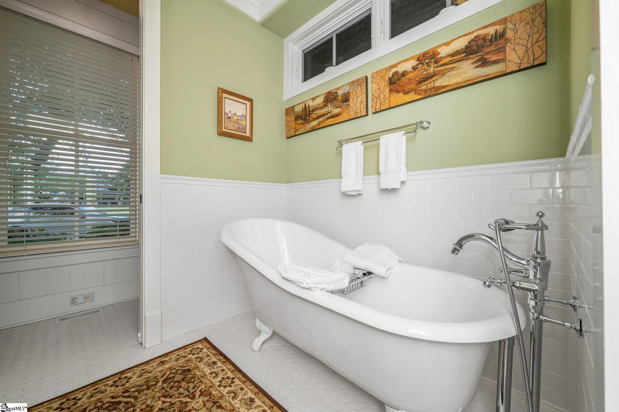 242 Linkside Court Salem, SC 29676