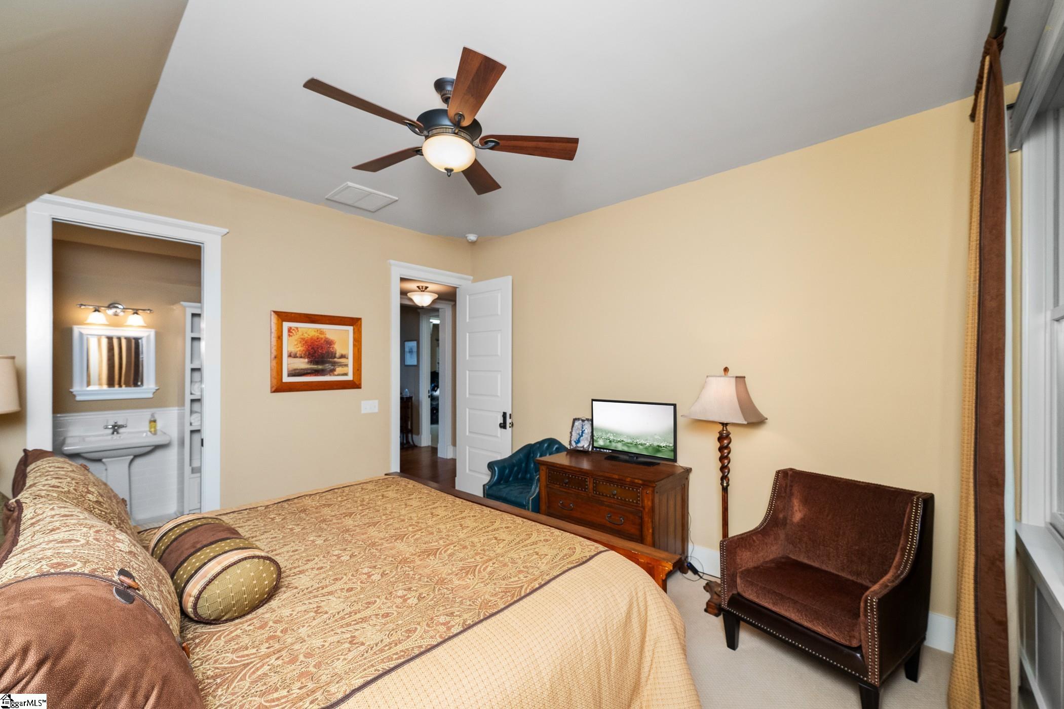 242 Linkside Court Salem, SC 29676