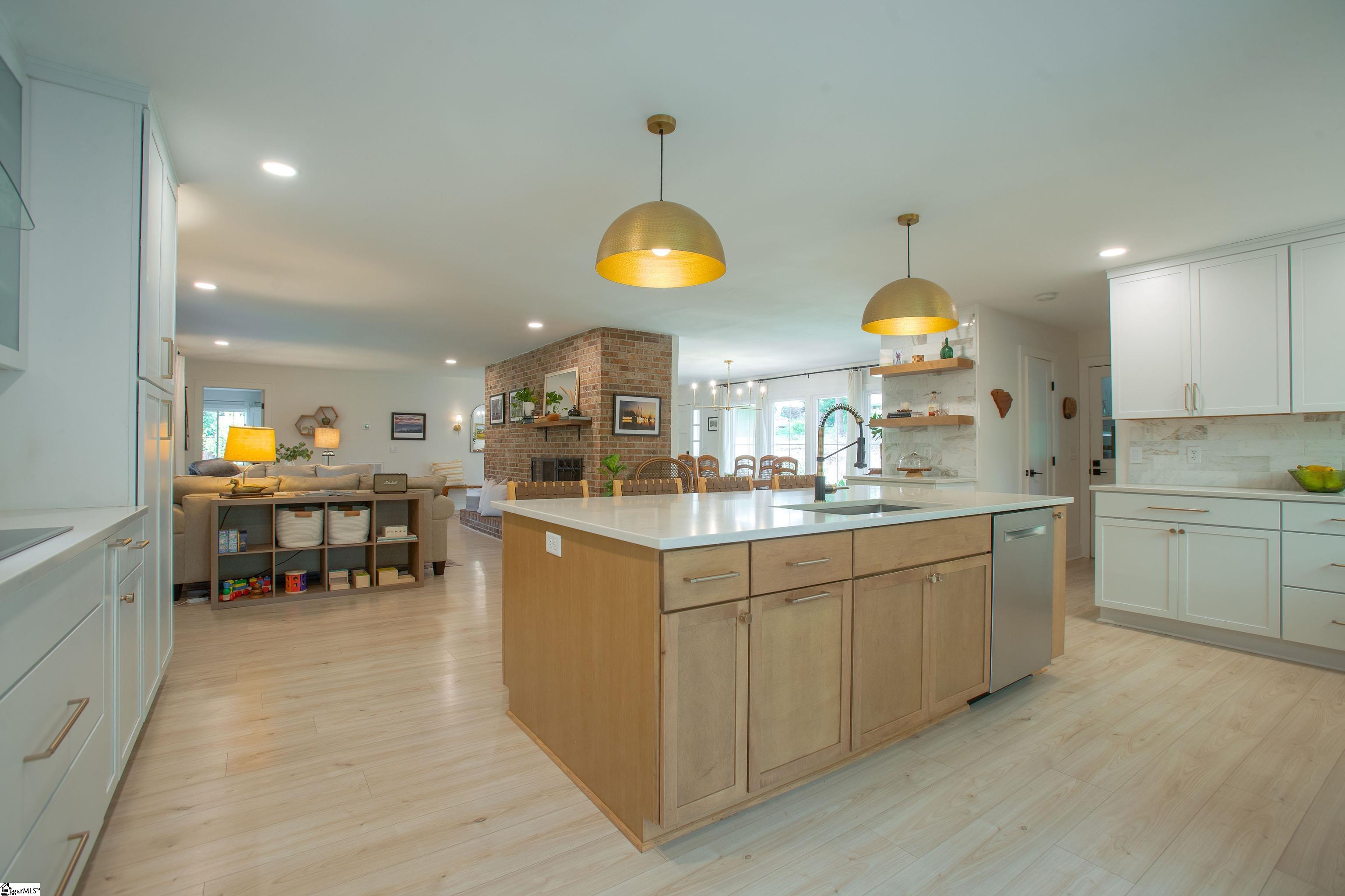 3 Norwich Drive Greenville, SC 29609-1437