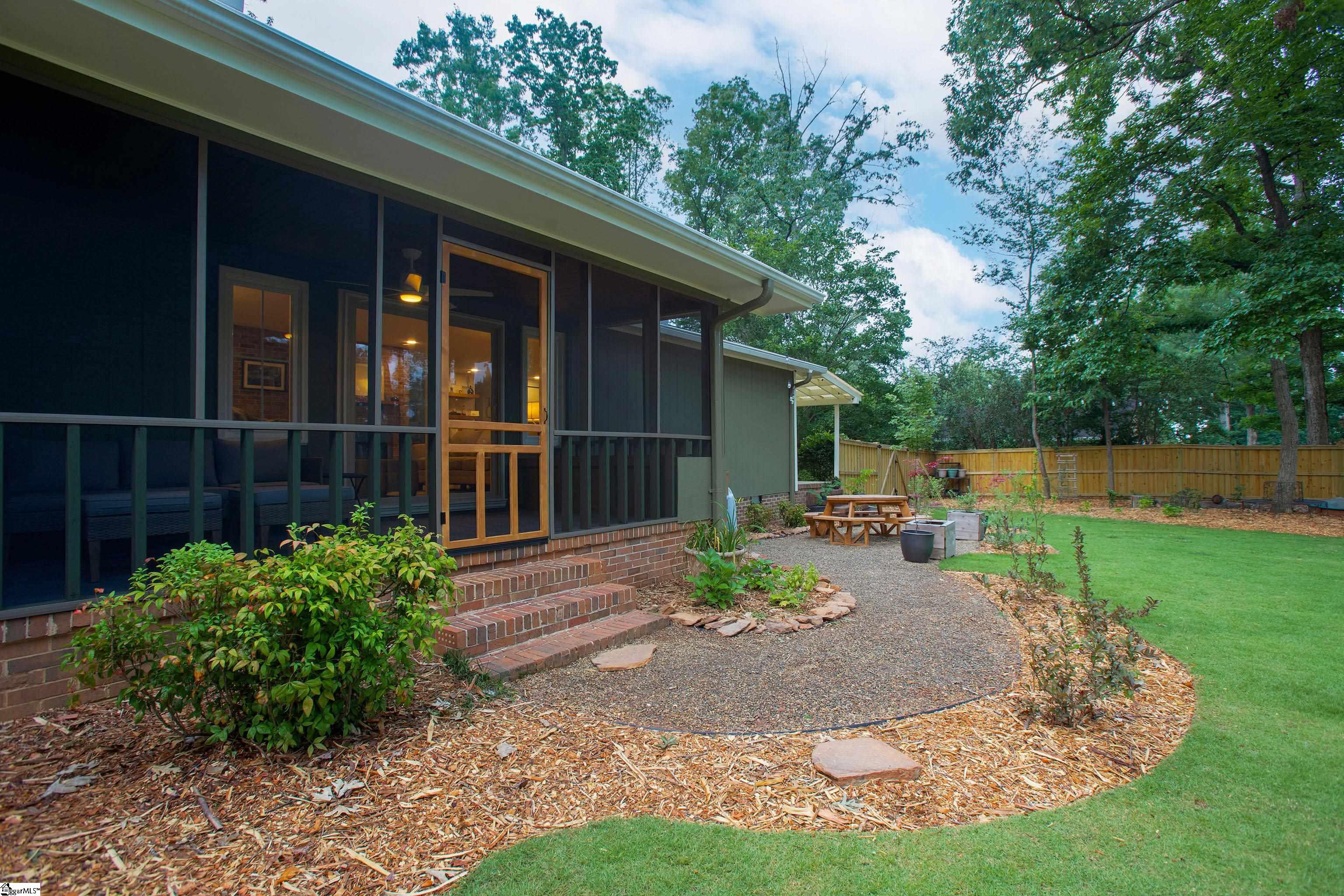 3 Norwich Drive Greenville, SC 29609-1437