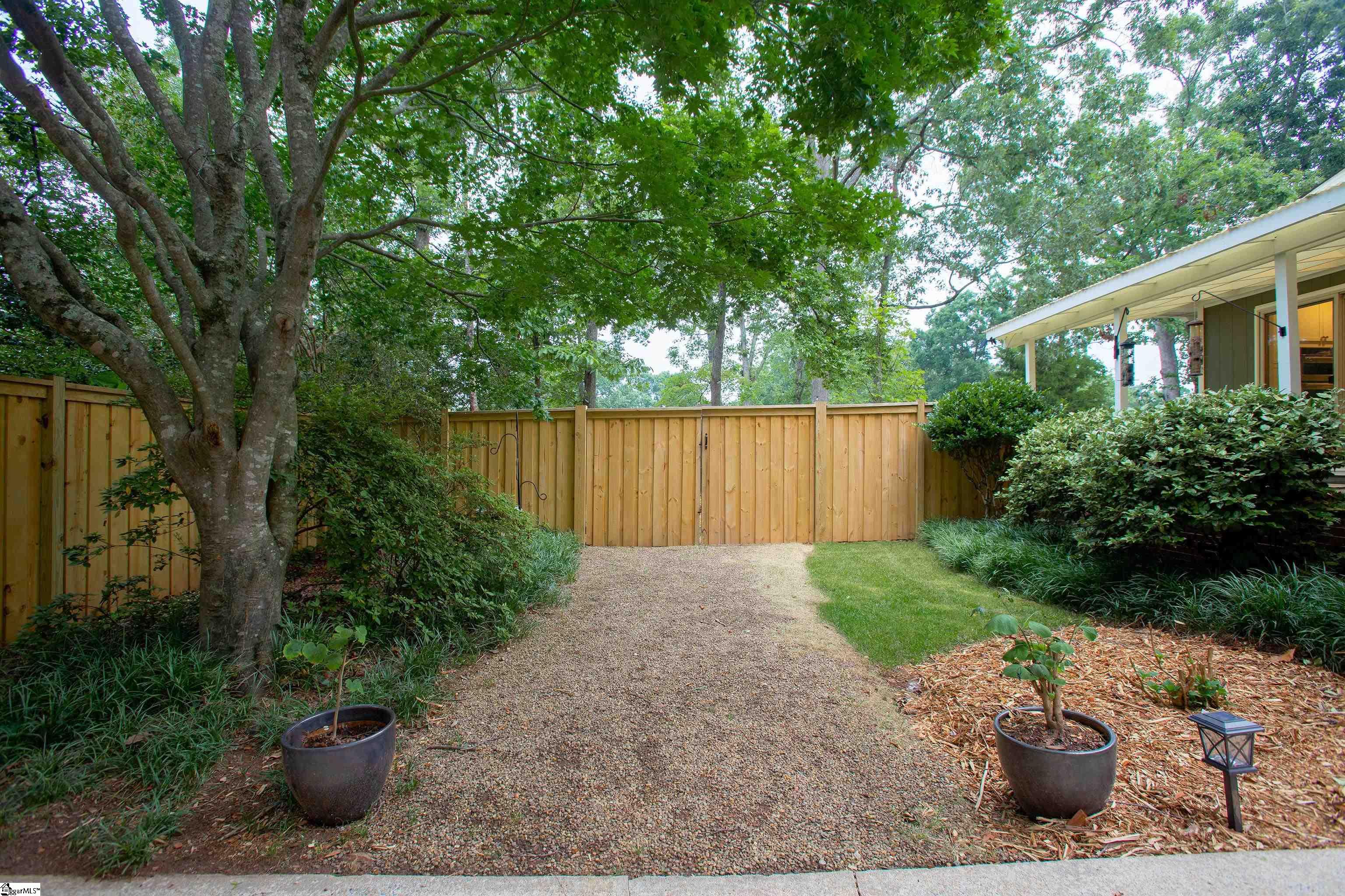 3 Norwich Drive Greenville, SC 29609-1437