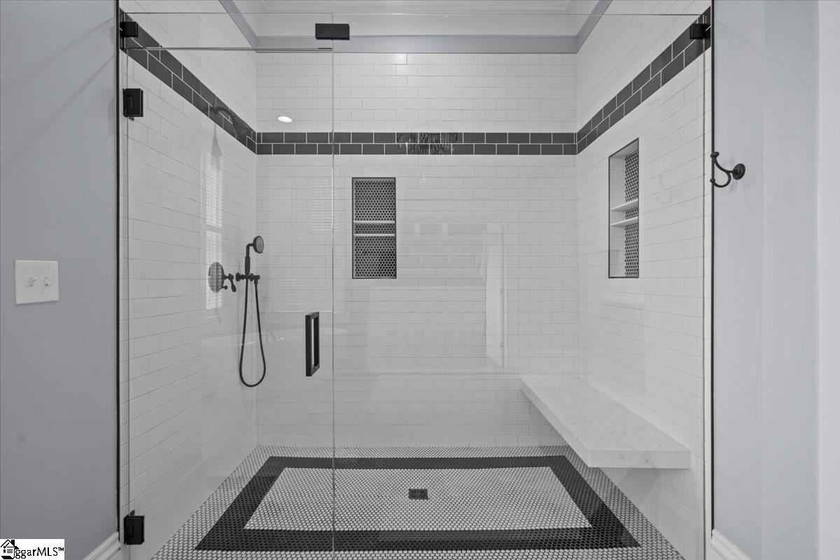 231 Hampton Avenue Greenville, SC 29601