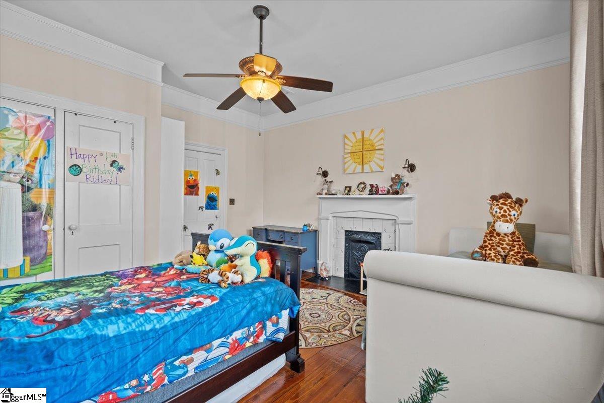 231 Hampton Avenue Greenville, SC 29601