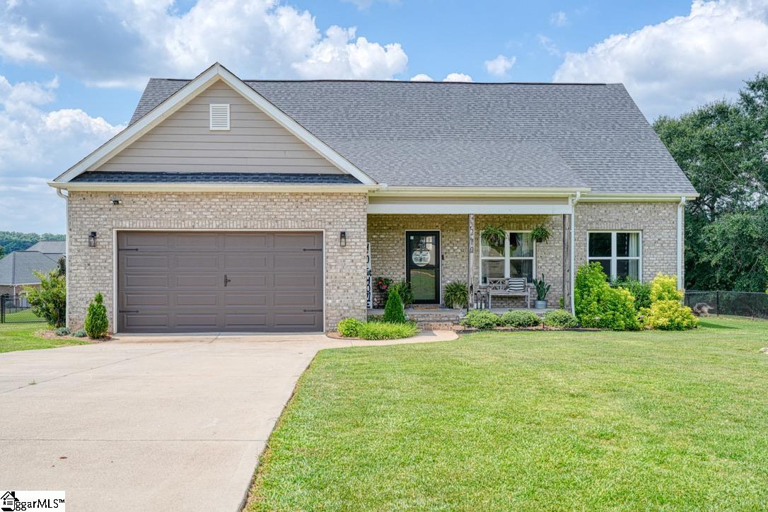 212 Quarterdeck Court Chesnee, SC 29323
