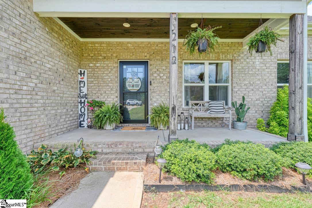 212 Quarterdeck Court Chesnee, SC 29323