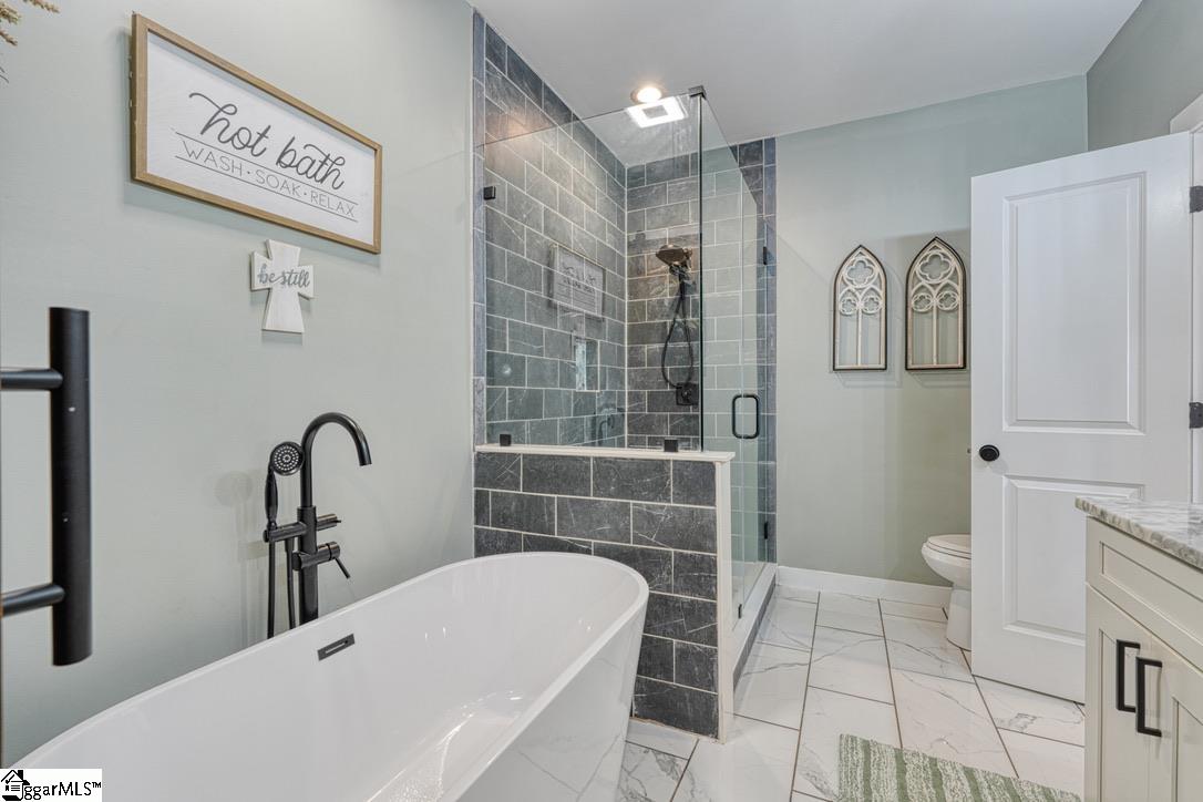 212 Quarterdeck Court Chesnee, SC 29323