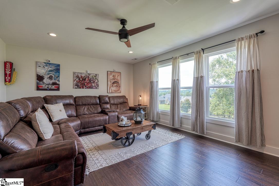 212 Quarterdeck Court Chesnee, SC 29323