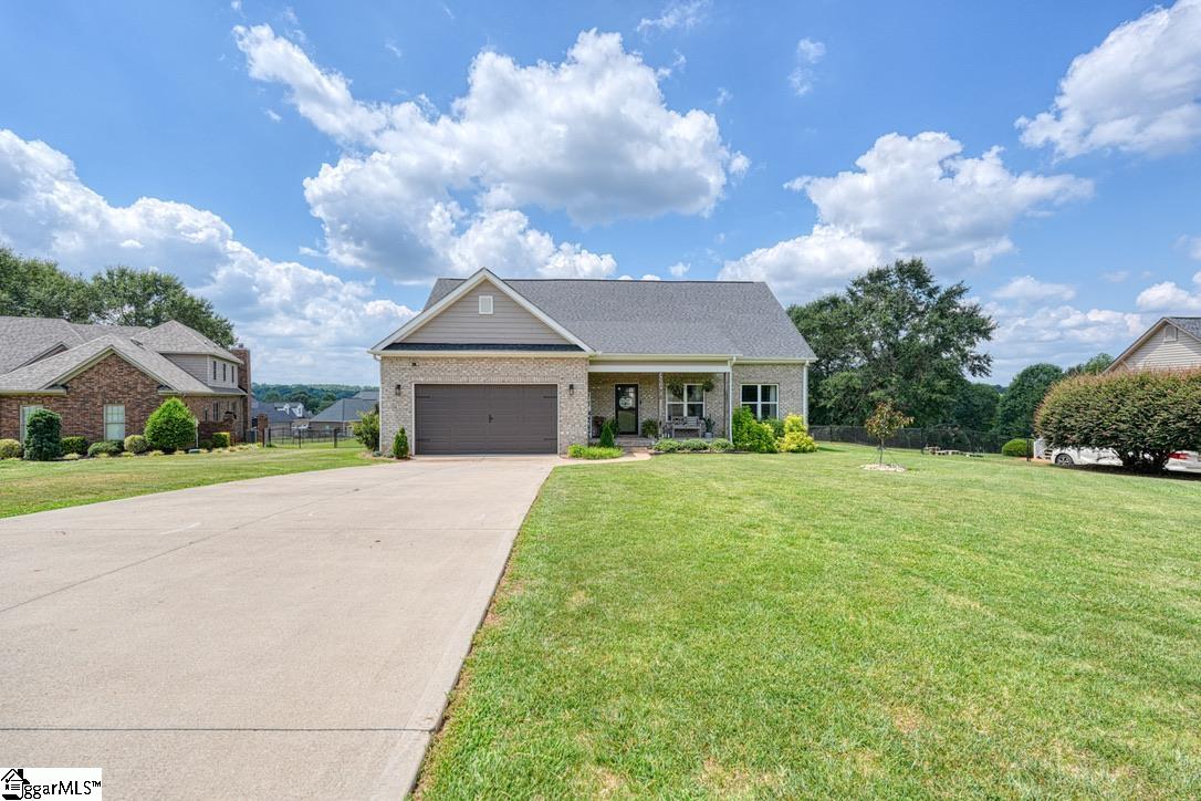 212 Quarterdeck Court Chesnee, SC 29323