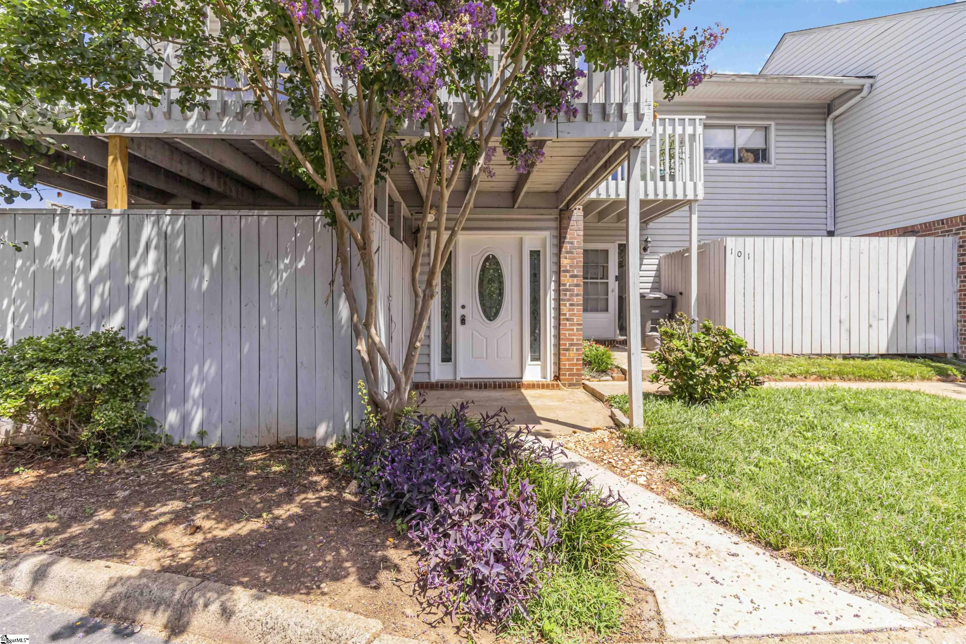 100 Genoa Court Greenville, SC 29611