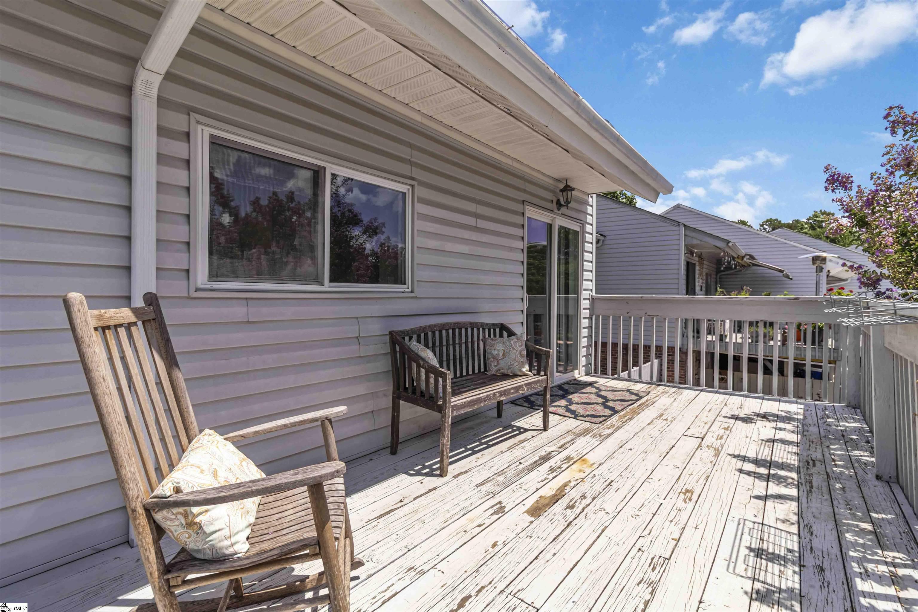 100 Genoa Court Greenville, SC 29611