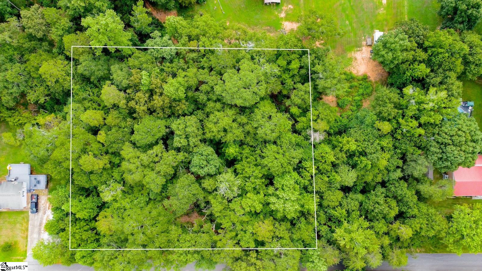 00 Country Glen Lane Pelzer, SC 29669