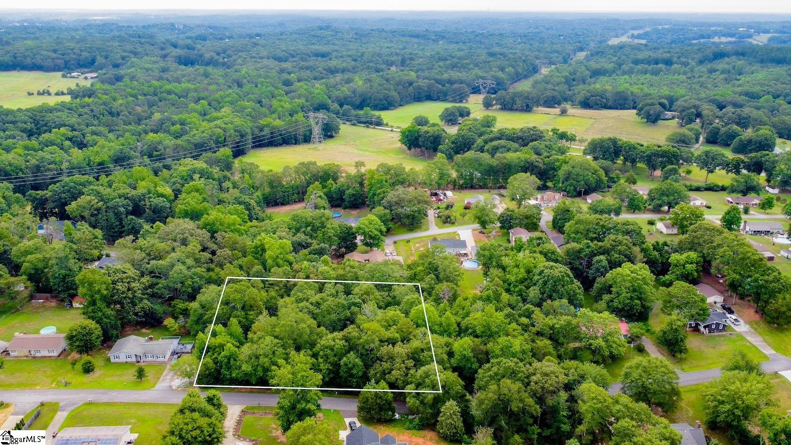 00 Country Glen Lane Pelzer, SC 29669