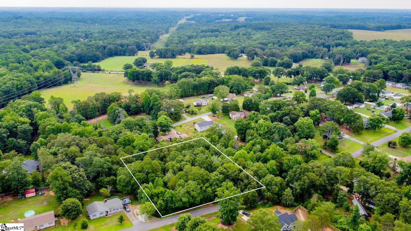 00 Country Glen Lane Pelzer, SC 29669