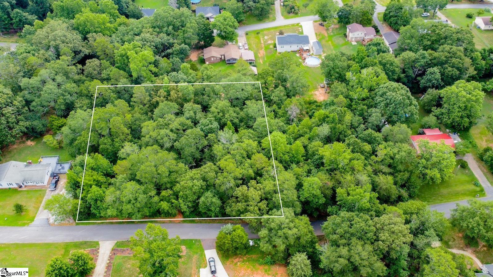 00 Country Glen Lane Pelzer, SC 29669