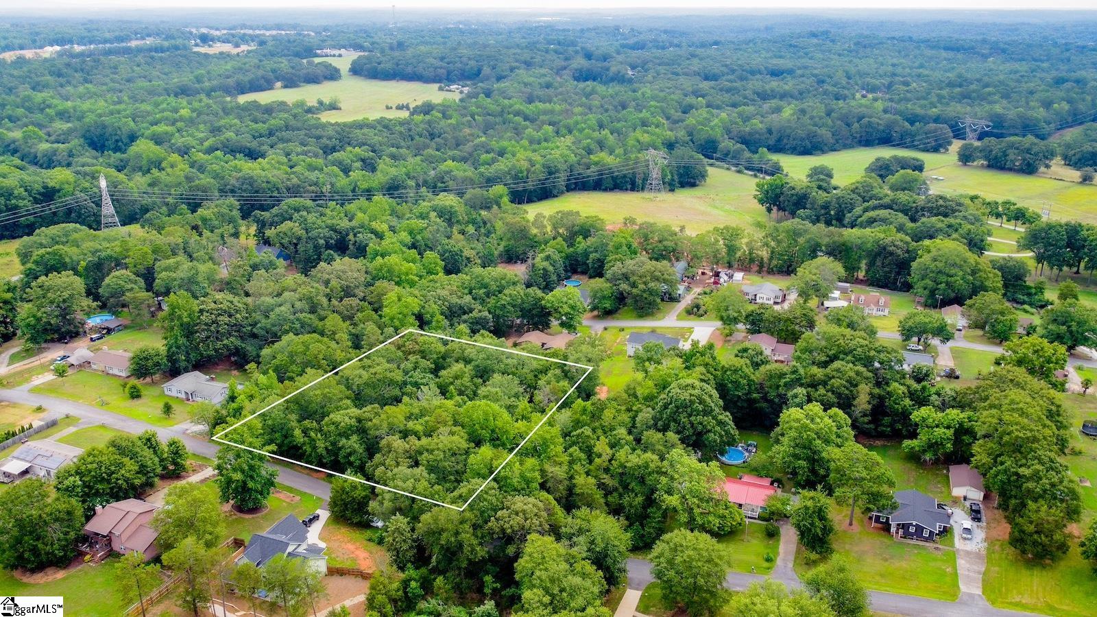 00 Country Glen Lane Pelzer, SC 29669
