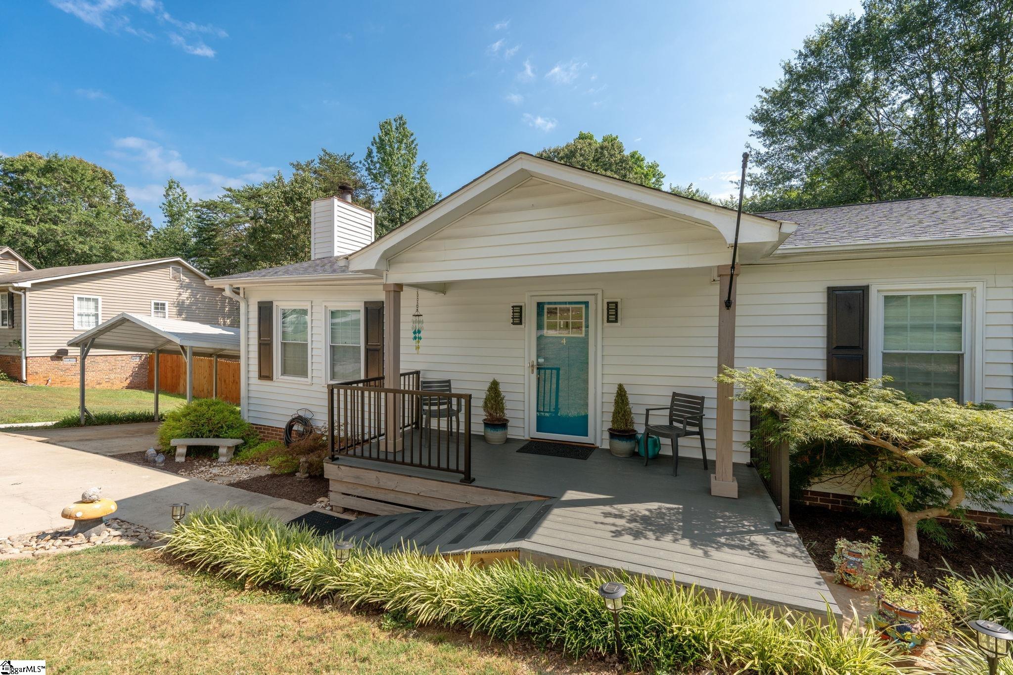 4 Mountain Chase Taylors, SC 29687