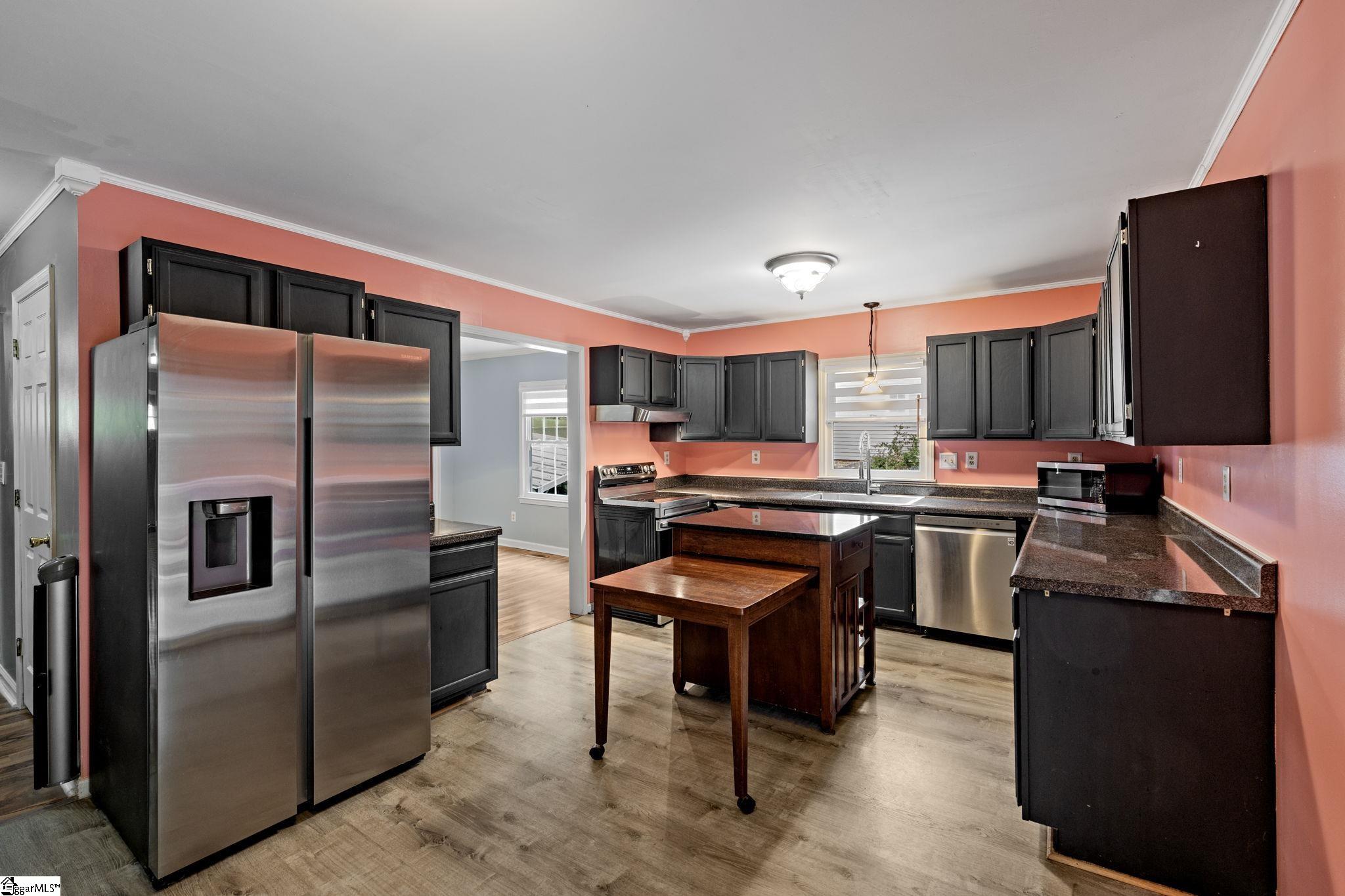 4 Mountain Chase Taylors, SC 29687