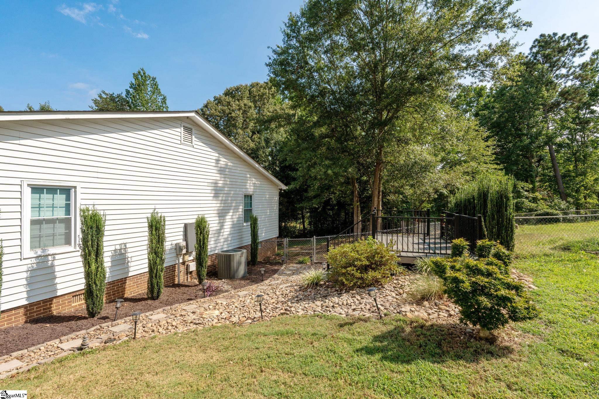 4 Mountain Chase Taylors, SC 29687