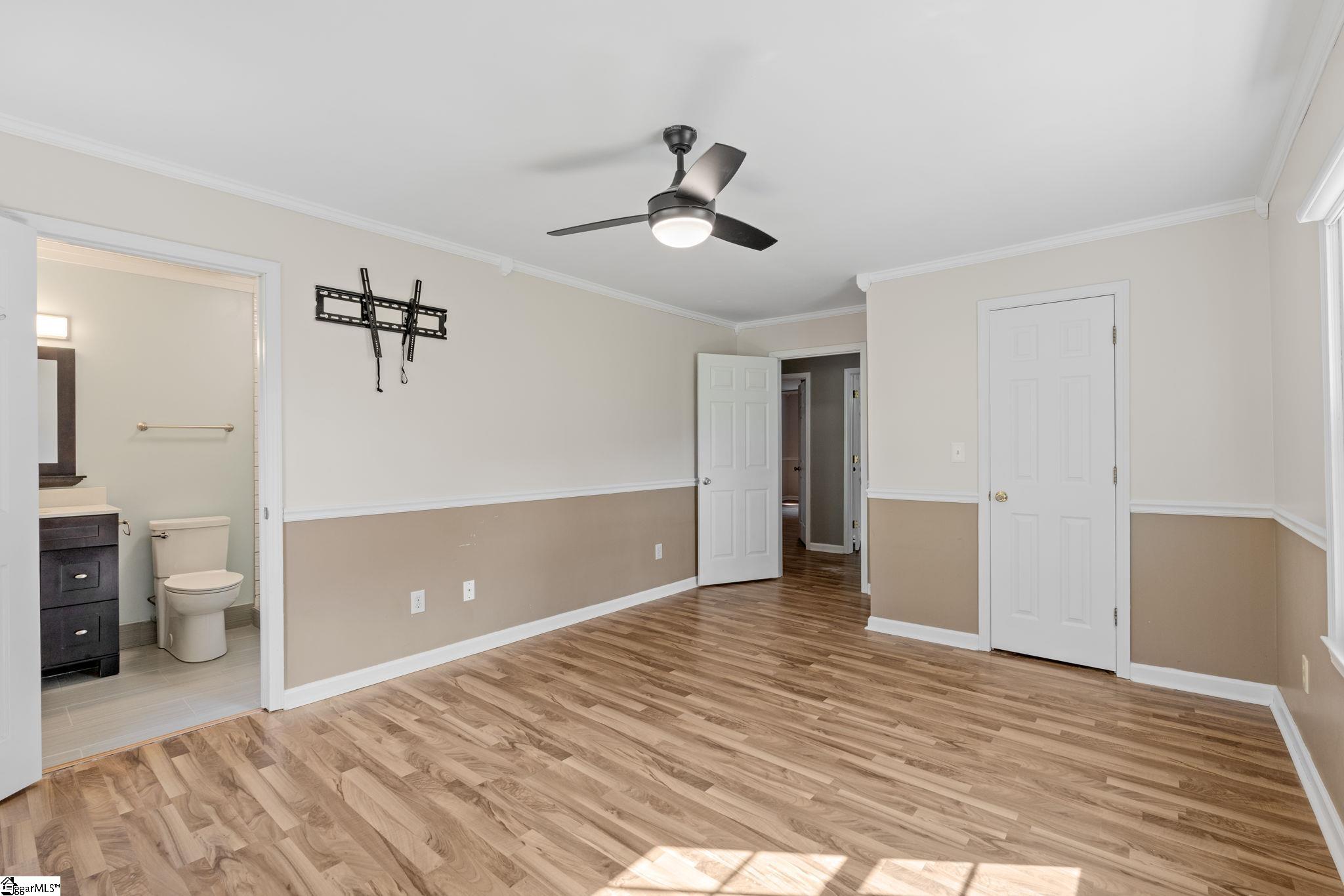 4 Mountain Chase Taylors, SC 29687