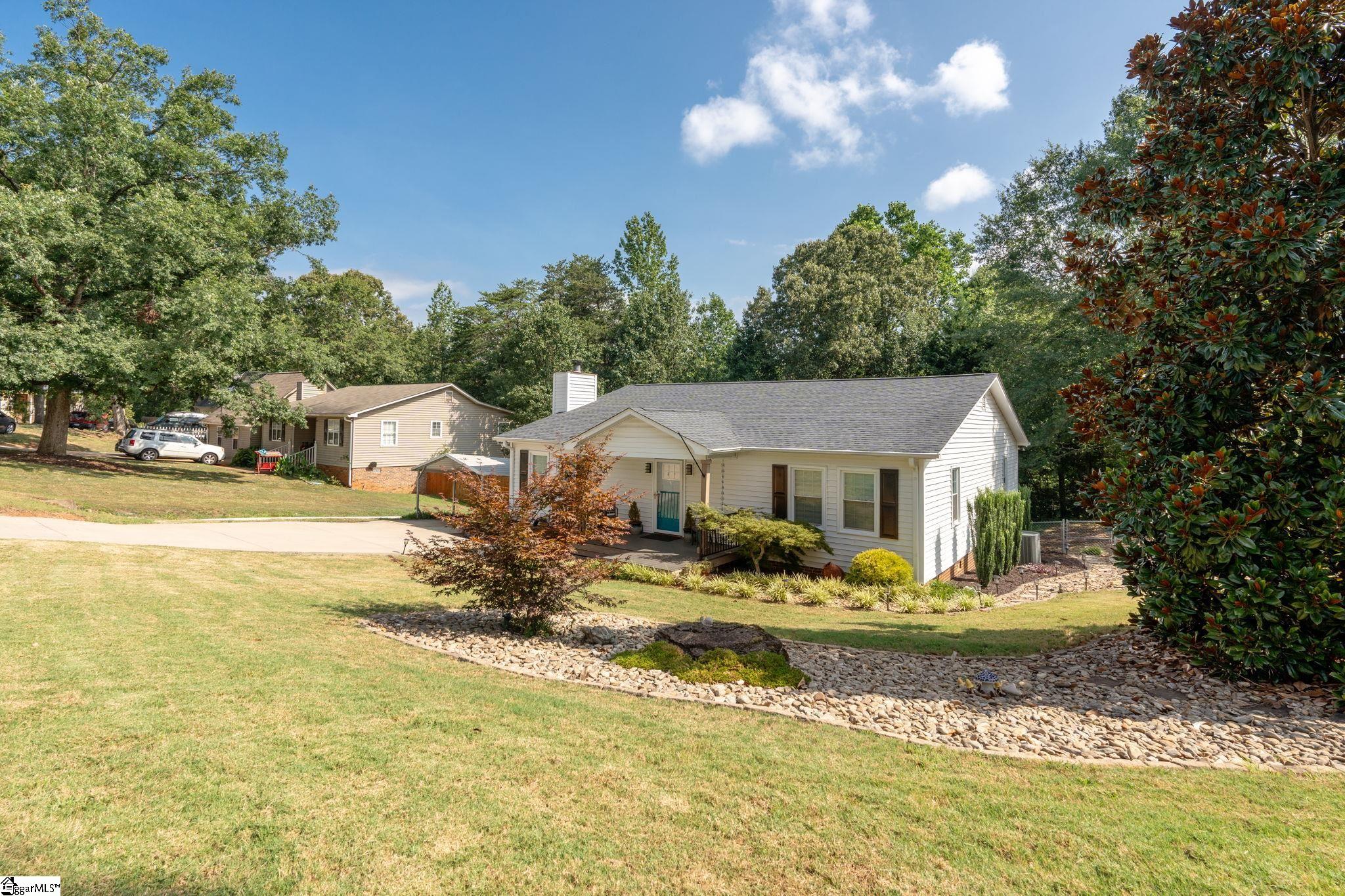 4 Mountain Chase Taylors, SC 29687
