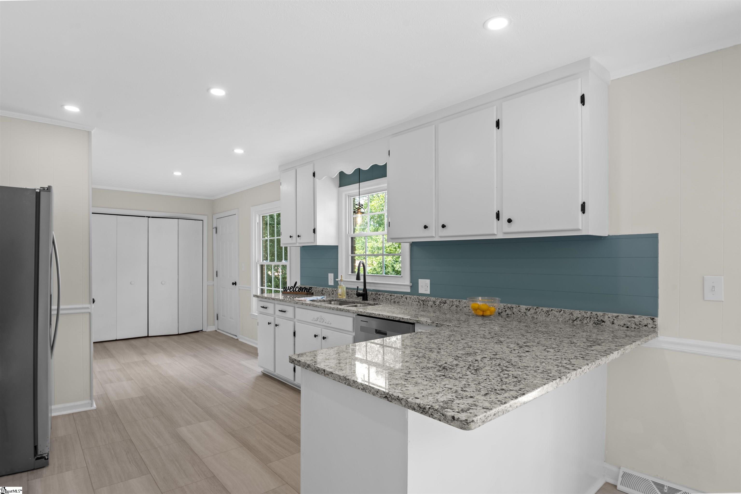 303 Robinall Drive Easley, SC 29642